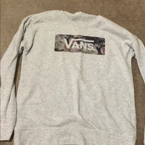 Sweatshirt